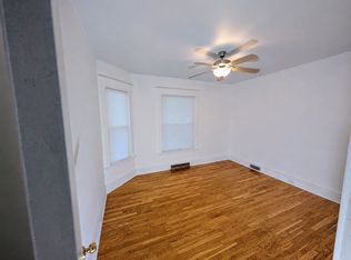 949 Chatham St NW #949, Grand Rapids, MI 49504