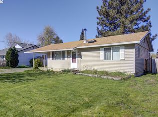318 NE Oak St, Sheridan, OR