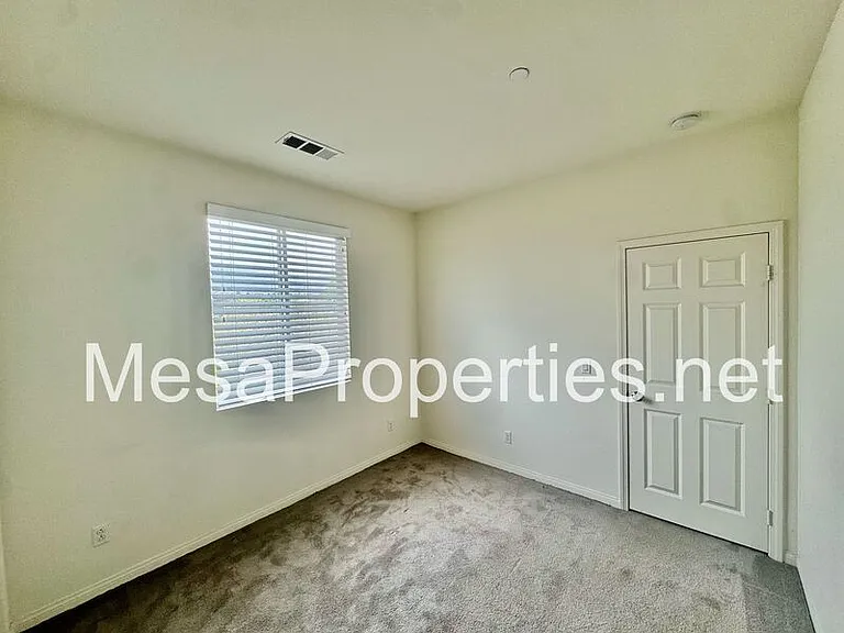 795 Hazel Way — Photo 13