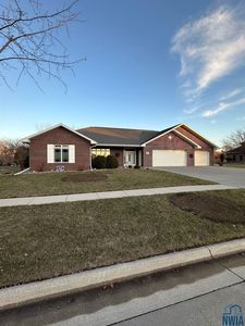 701 26th Ave, Sheldon, IA, 51201