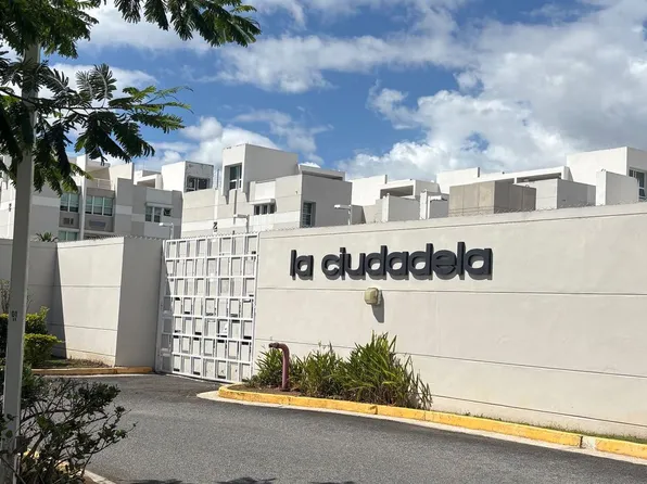 2 Avenue Las Cumbres Wynd, Guaynabo, PR 00969