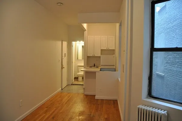 Rented by Bond New York | media 1