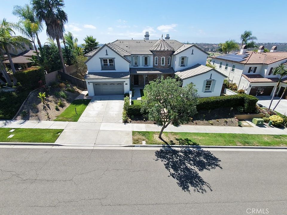 1st image of 6887 Amber Ln