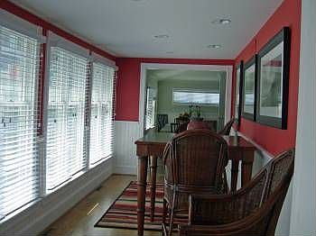 4th image of 20 Brooklyn Ave