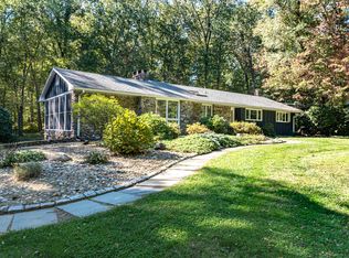 241 Beacon Hill Dr, Cheshire, CT 06410