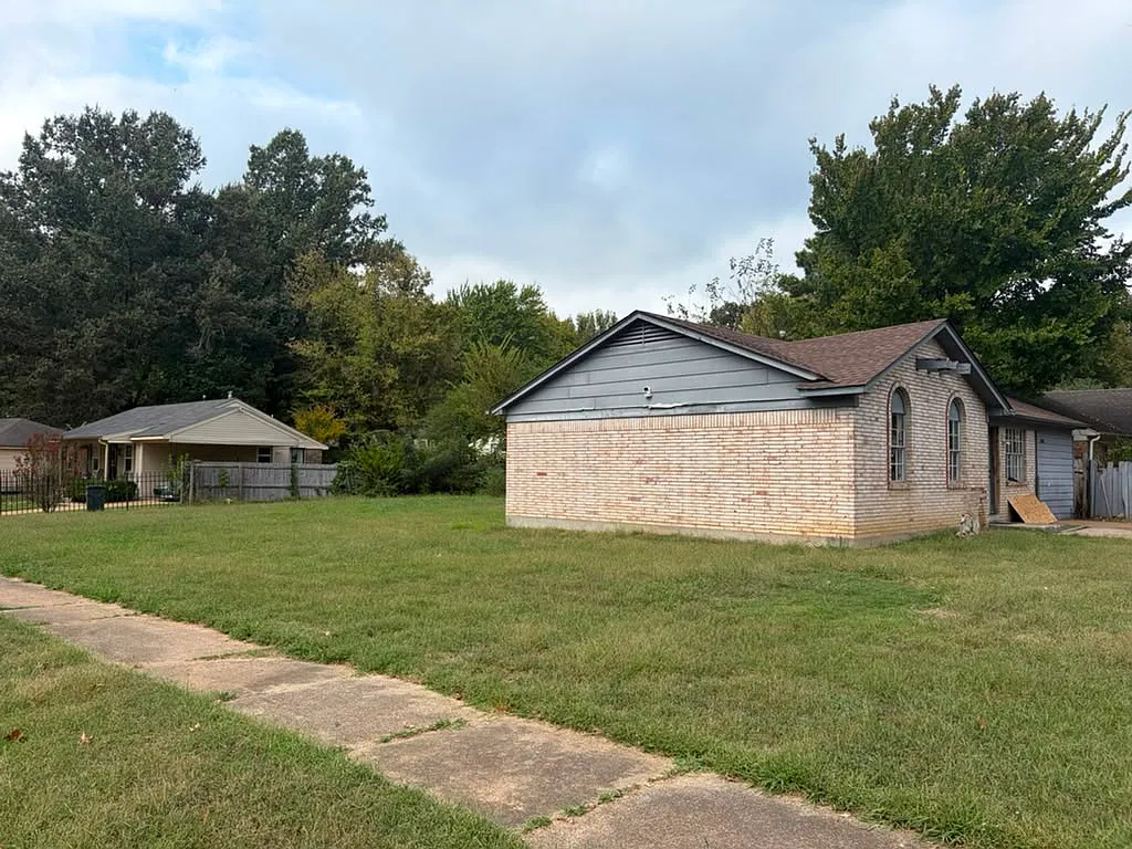 3BR House in Memphis — Photo 2