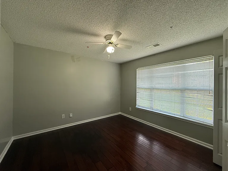 3235 Silver Spur Ct — Photo 8