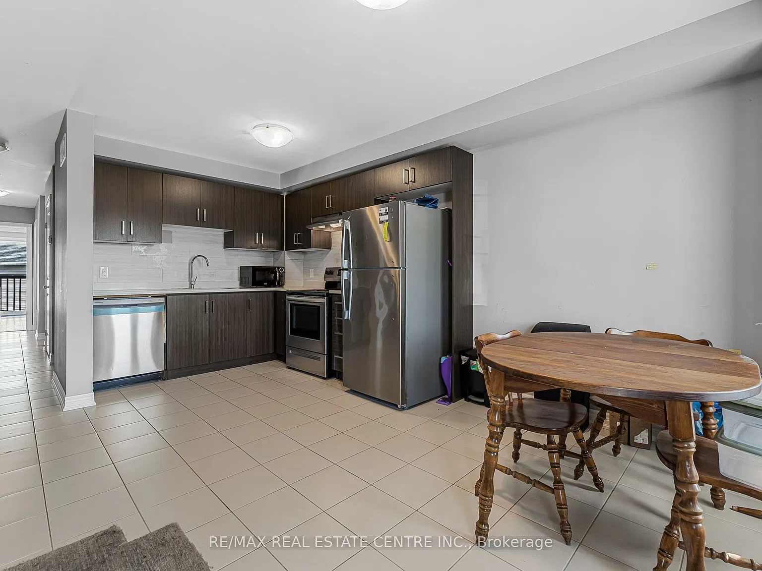 5 bed, $799 — Photo 3