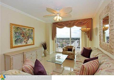 3rd image of 3020 NE 32nd Ave APT 918
