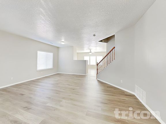 4th image of 5208 Clovis Ct NE