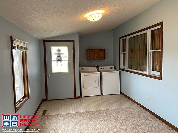 3rd image of 1410 Walnut St