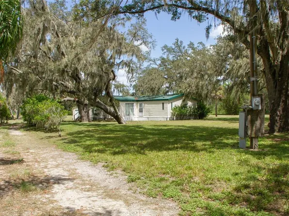 7911 Carey Rd, Lithia, FL 33547