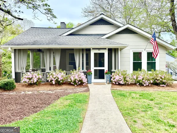 141 York St, Clarkesville, GA 30523