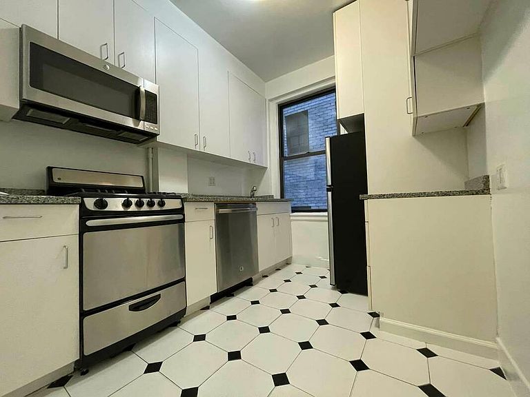 55 W 55th St New York, NY, 10019 - Apartments for Rent | Zillow