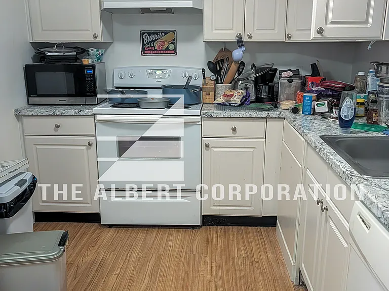 36 Dighton St #12 — Photo 5