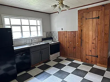 3 bed, 1250 sqft, $2,000 — Photo 2
