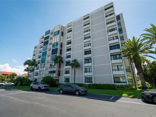 855 Bayway Blvd APT 402