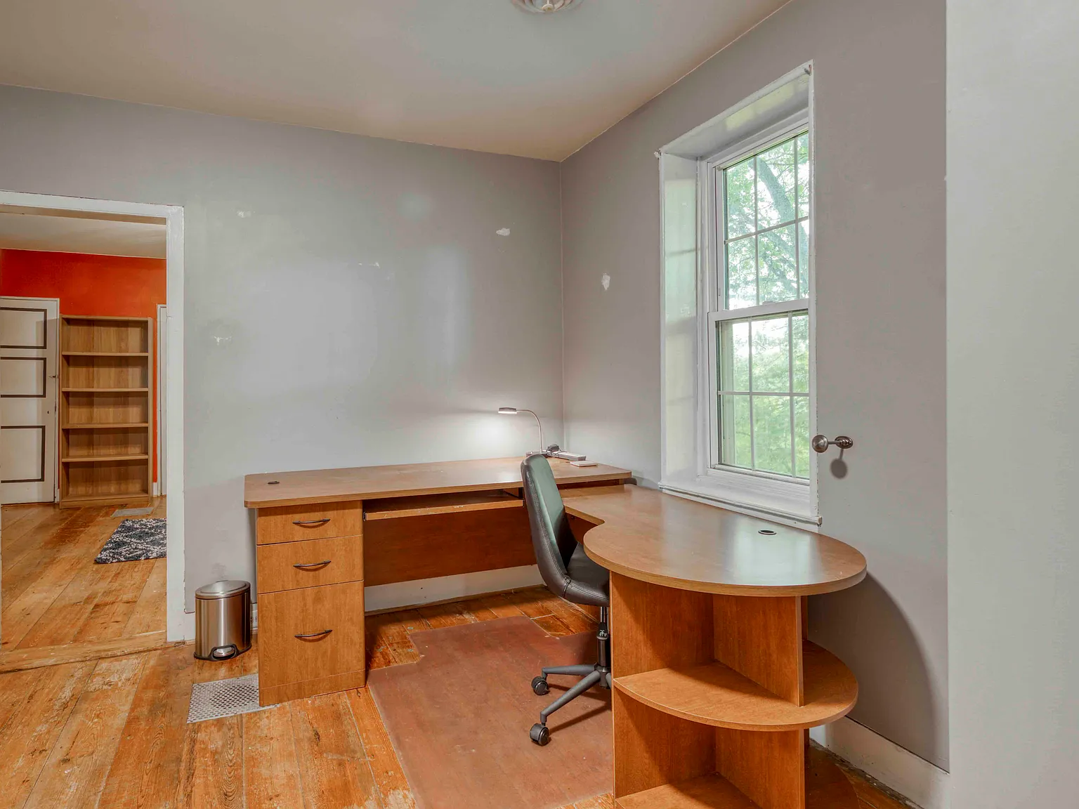 4 bed, 2400 sqft, $6,000 — Photo 1