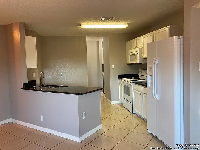 11910 Gallant Frst — Photo 2