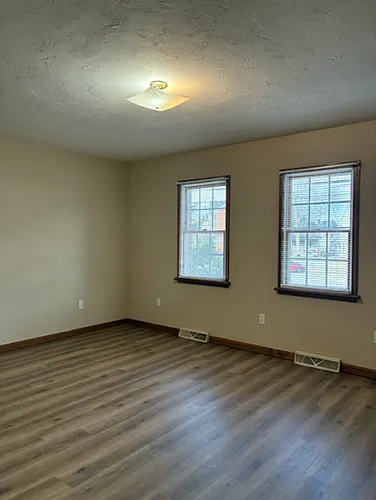 9 Ridge Ave Photo 1