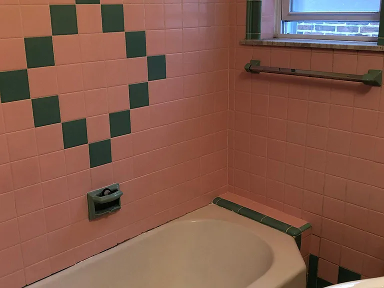 2227 S Rosewood St — Photo 6