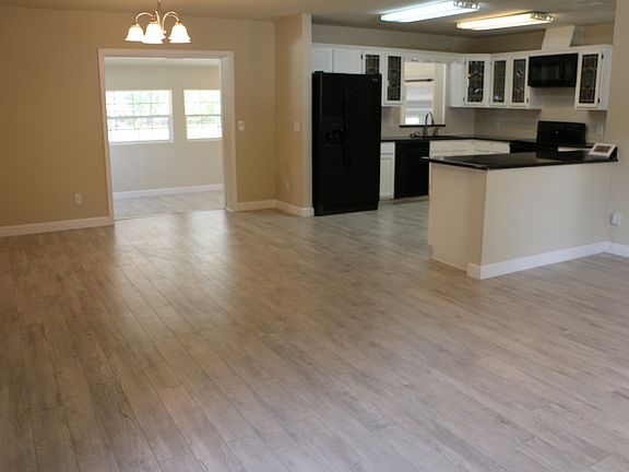 2nd image of 1048 Lundy Ct