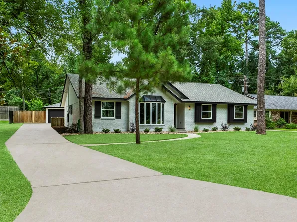 566 Beauregard Dr, Conroe, TX 77302