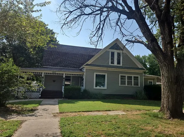 203 N Lee St, Clearwater, KS 67026