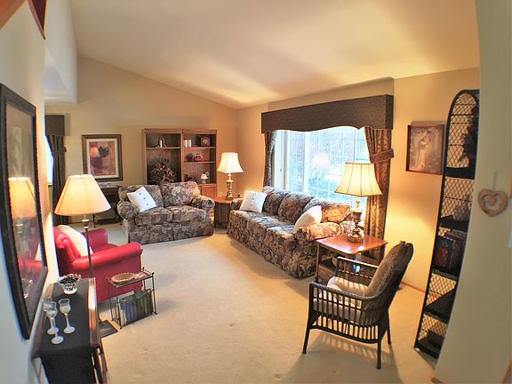 4th image of 1611 Alderwood Dr