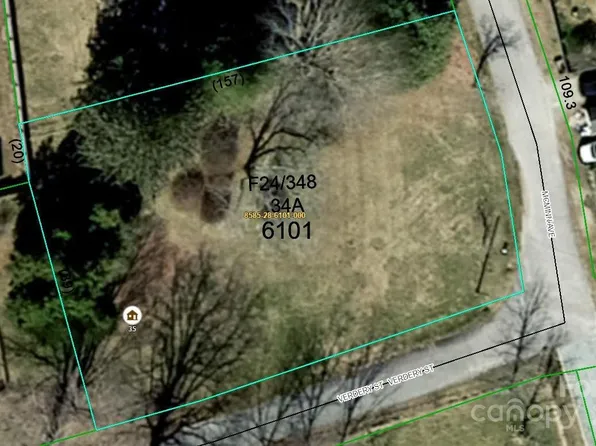 McMinn Ave, Brevard, NC 28712