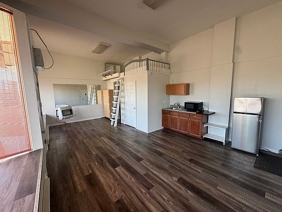 5th image of 29526 Euclid Ave #5
