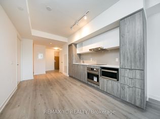 138 Downes St #1801, Toronto, ON M5E 0E4