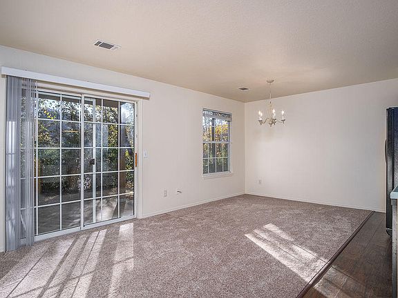 5th image of 440 Fall Creek Dr APT 3
