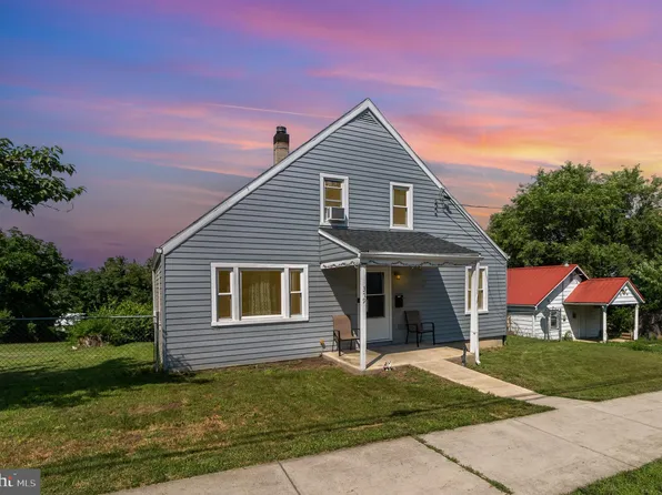 379 Elder St, Chambersburg, PA 17201
