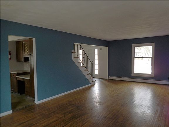 5th image of 363 Avalon Dr