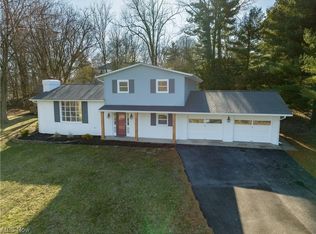 1884 Spring Valley Ave NW, Canton, OH 44708