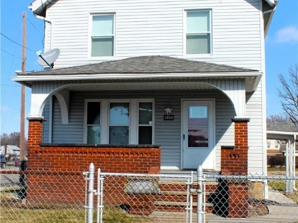 2923 12th St NW, Canton, OH 44708