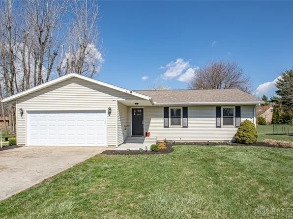 120 Saxon Cv, Eaton, OH 45320