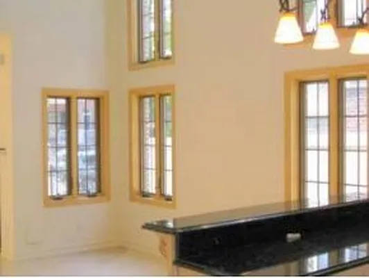 Sold by Maximillion Realty, Inc. | media 2