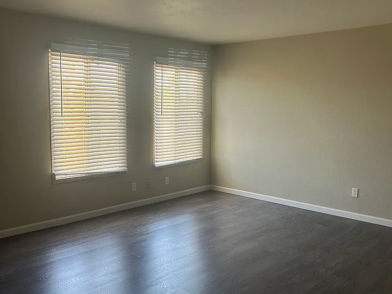 6523 S La Corta Dr — Photo 6