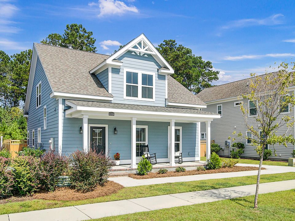 1st image of 1718 Sparkleberry Ln
