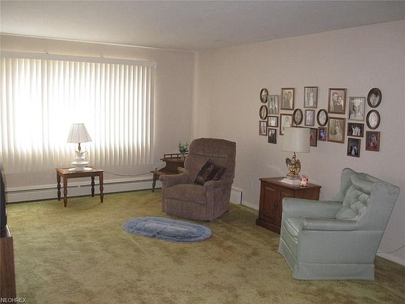 5th image of 401 Tollis Pkwy APT 243A