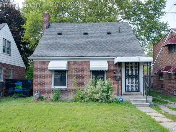 19313 Winthrop St, Detroit, MI 48235