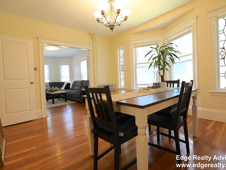 554 Washington St #1 — Photo 7