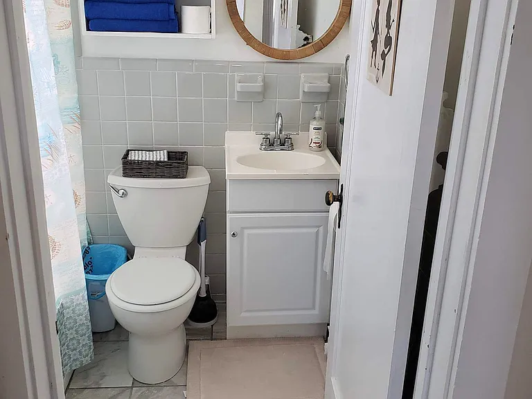605 Wilmington Ln #2D — Photo 4