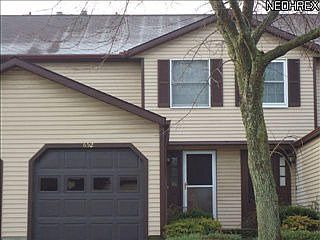3rd image of 652 Topaz Ln