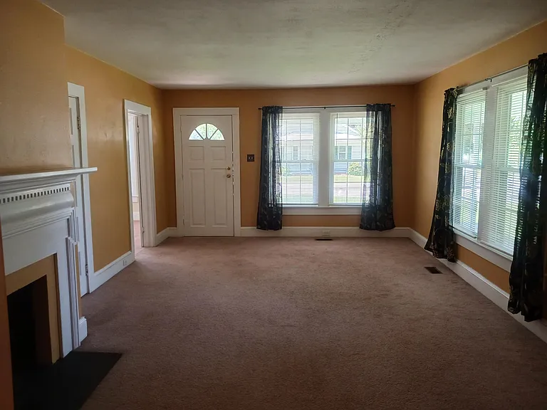 174 Belfast Rd — Photo 24