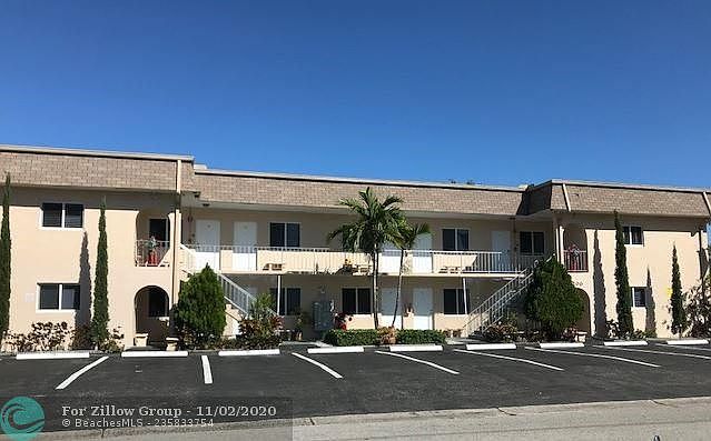 1st image of 200 NE 7th Ave #4