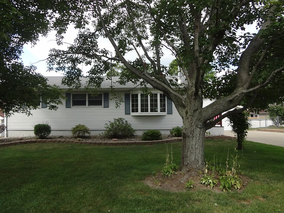 1st image of 5285 Kuszmaul Ave NW