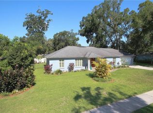 2903 Forestwood Dr, Seffner, FL 33584